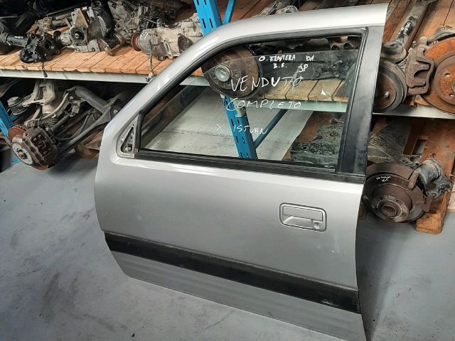 bontott OPEL FRONTERA Bal első Ajtó (Üres lemez)