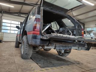 bontott OPEL FRONTERA Bal első Ajtózár