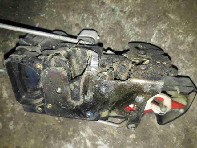 bontott OPEL FRONTERA Bal első Ajtózár