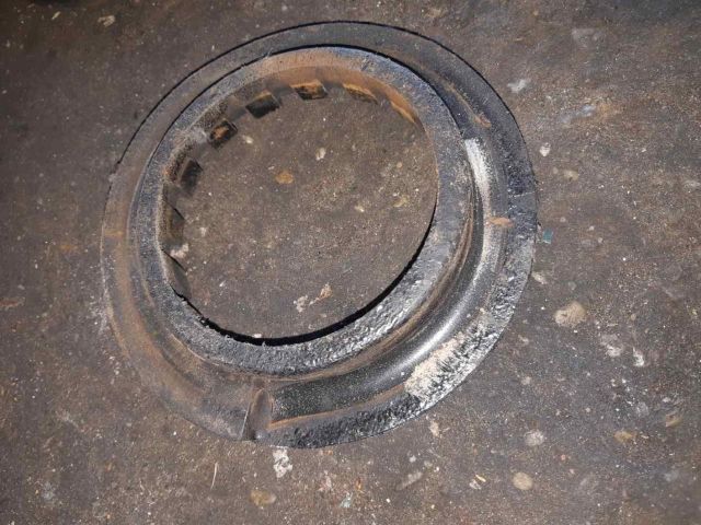 bontott OPEL FRONTERA Bal első Felső Rugótányér