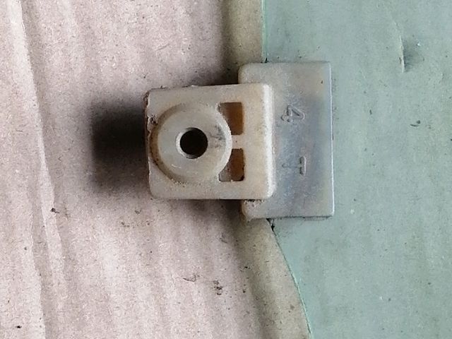 bontott OPEL FRONTERA Bal hátsó Ablak