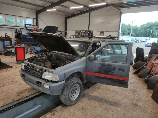 bontott OPEL FRONTERA Bal hátsó Ablakemelő Kapcsoló