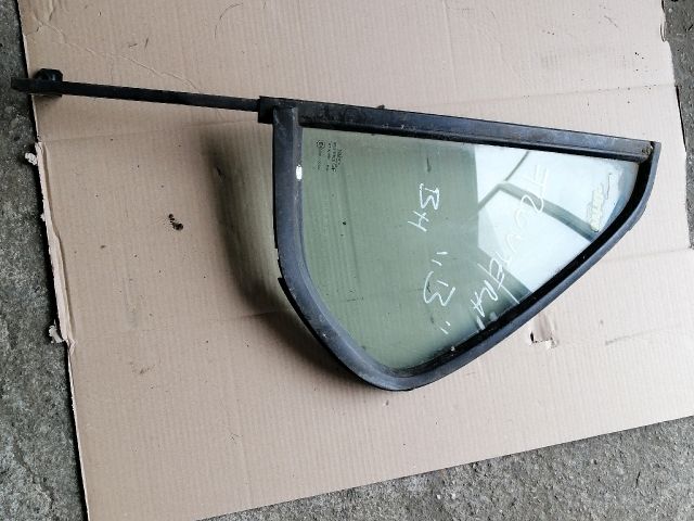 bontott OPEL FRONTERA Bal hátsó Fixüveg (Ajtóban)