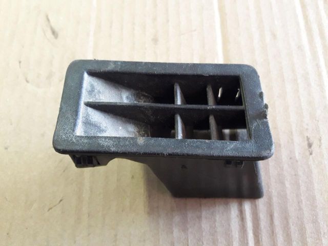 bontott OPEL FRONTERA Bal Szellőző