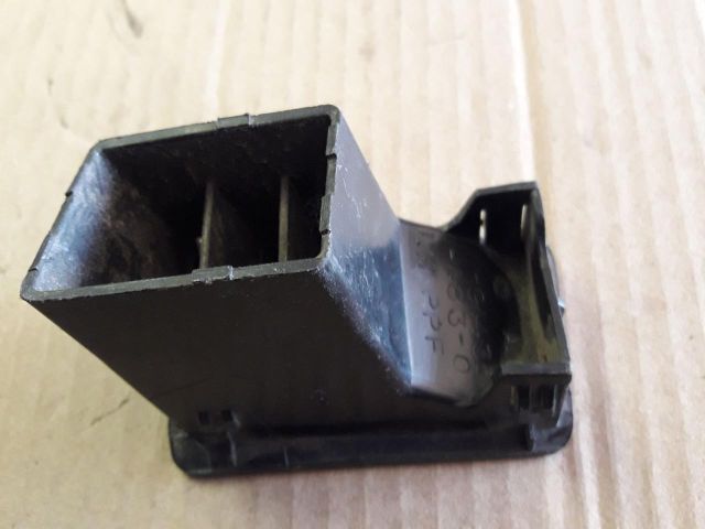 bontott OPEL FRONTERA Bal Szellőző