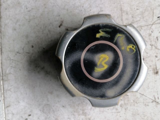 bontott OPEL FRONTERA Felniközép (1 db)