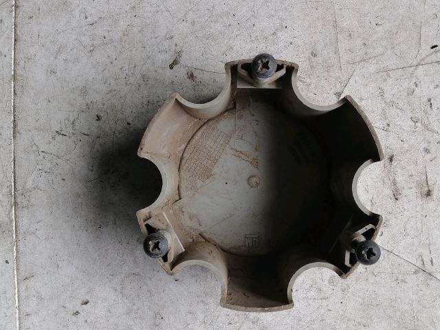 bontott OPEL FRONTERA Felniközép (1 db)