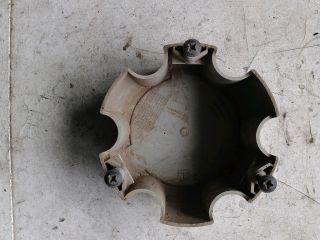 bontott OPEL FRONTERA Felniközép (1 db)