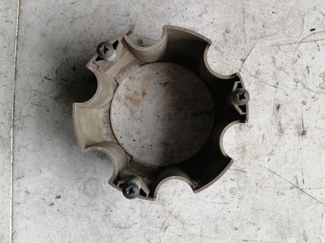 bontott OPEL FRONTERA Felniközép (1 db)