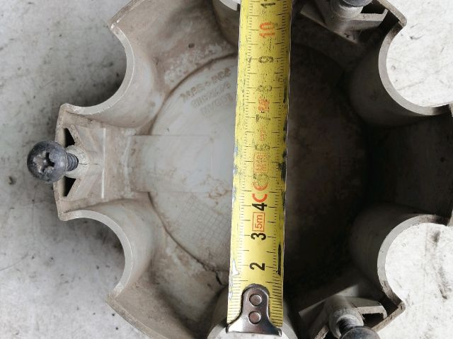 bontott OPEL FRONTERA Felniközép (1 db)