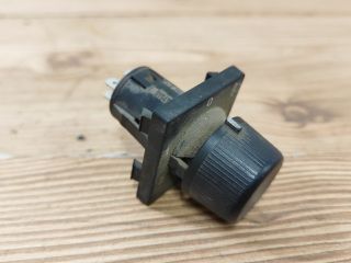 bontott OPEL FRONTERA Fényszórómagasság Állító Kapcsoló