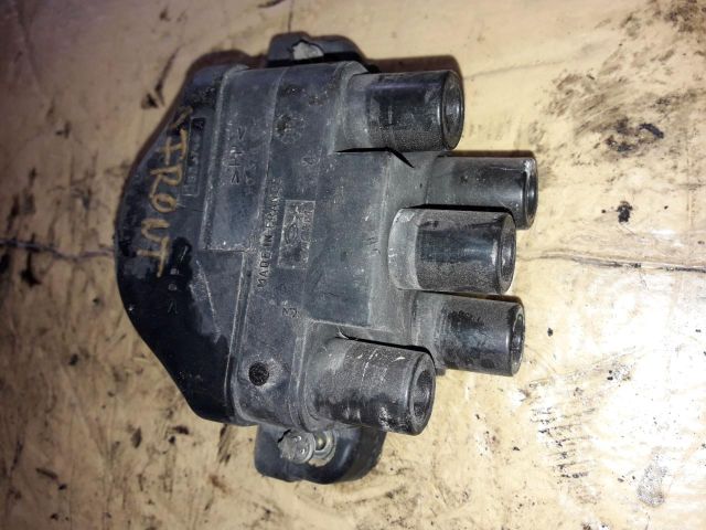 bontott OPEL FRONTERA Gyújtáselosztó Fedél