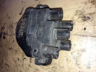 bontott OPEL FRONTERA Gyújtáselosztó Fedél