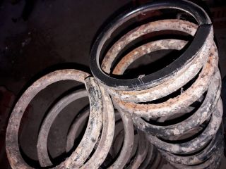 bontott OPEL FRONTERA Hátsó Rugó Pár