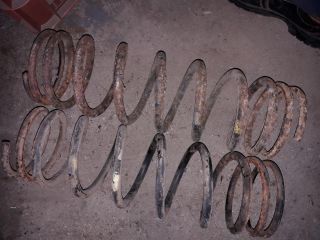 bontott OPEL FRONTERA Hátsó Rugó Pár