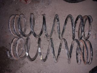 bontott OPEL FRONTERA Hátsó Rugó Pár