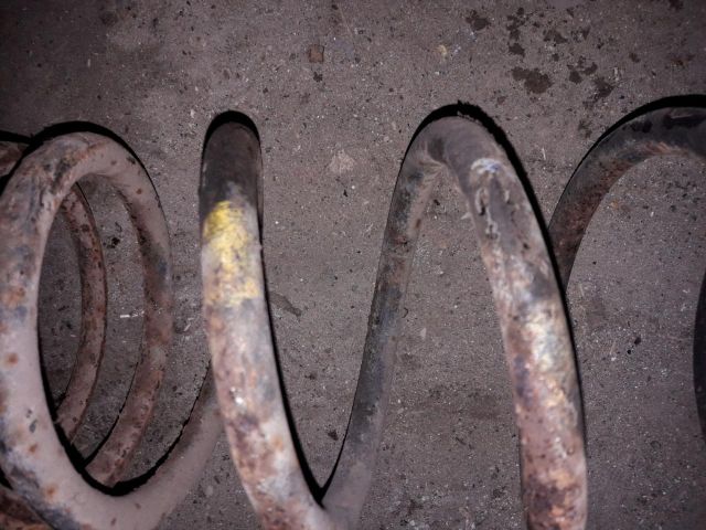 bontott OPEL FRONTERA Hátsó Rugó Pár