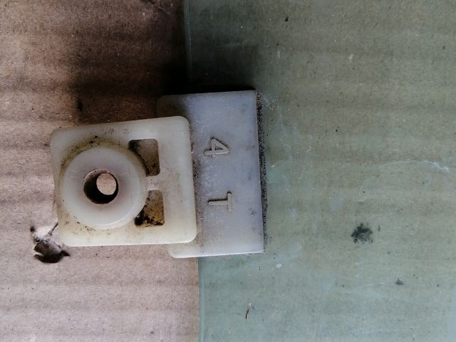 bontott OPEL FRONTERA Jobb első Ablak