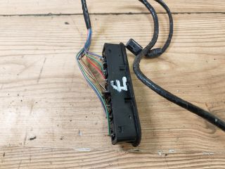 bontott OPEL FRONTERA Jobb első Ablakemelő Kapcsoló