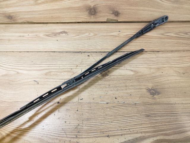 bontott OPEL FRONTERA Jobb első Ablaktörlő Kar