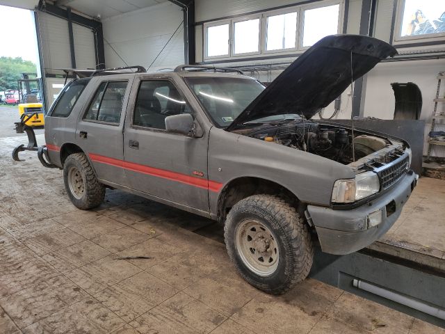 bontott OPEL FRONTERA Jobb első Ablakvezető Gumi