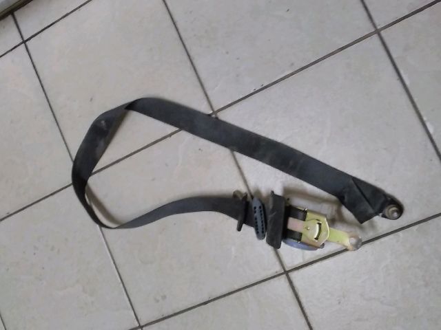 bontott OPEL FRONTERA Jobb első Biztonsági Öv