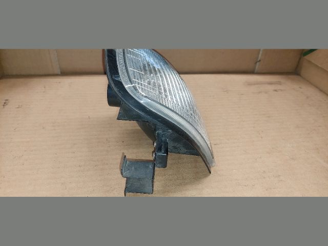 bontott OPEL FRONTERA Jobb első Irányjelző