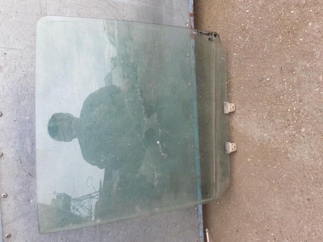 bontott OPEL FRONTERA Jobb hátsó Ablak