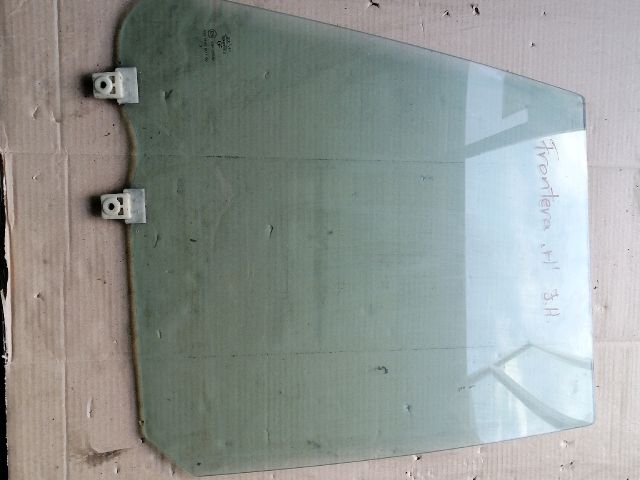 bontott OPEL FRONTERA Jobb hátsó Ablak