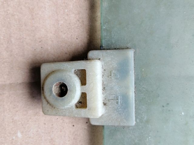 bontott OPEL FRONTERA Jobb hátsó Ablak