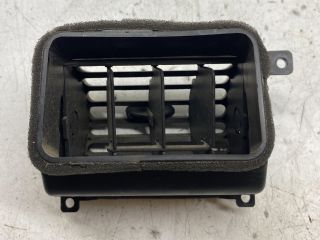 bontott OPEL FRONTERA Középső Jobb Szellőző