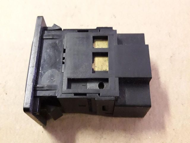 bontott OPEL FRONTERA Központizár Kapcsoló