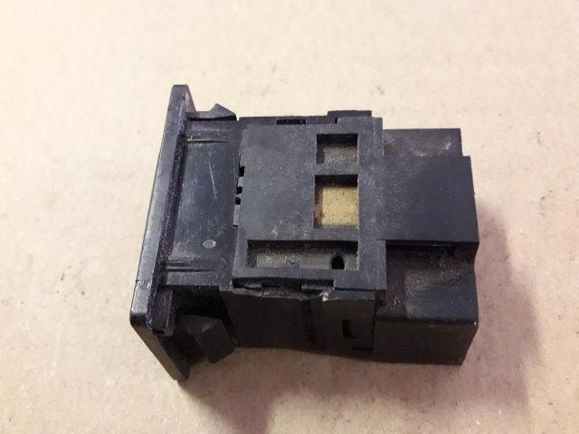 bontott OPEL FRONTERA Központizár Kapcsoló