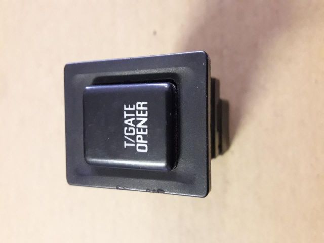 bontott OPEL FRONTERA Központizár Kapcsoló