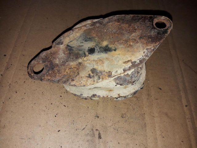 bontott OPEL FRONTERA Lengőkar Szilent