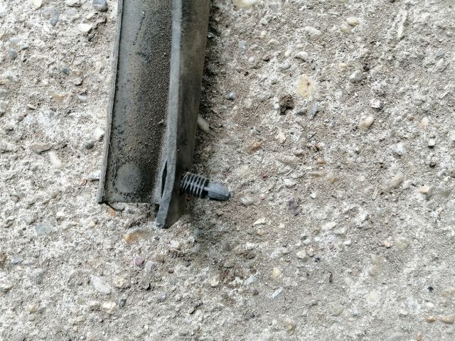 bontott OPEL FRONTERA Motorháztető Gumikéder