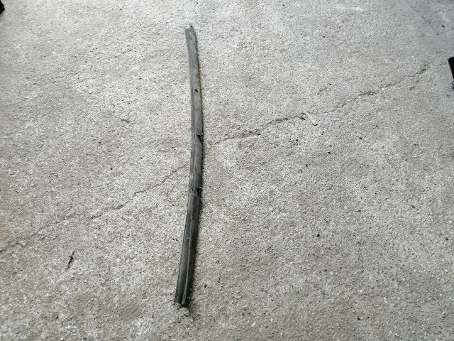 bontott OPEL FRONTERA Motorháztető Gumikéder