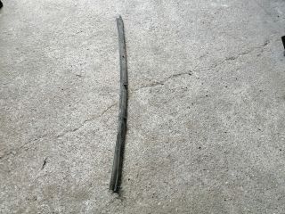 bontott OPEL FRONTERA Motorháztető Gumikéder