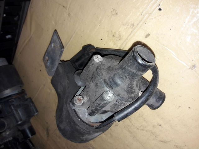 bontott OPEL FRONTERA Vízpumpa