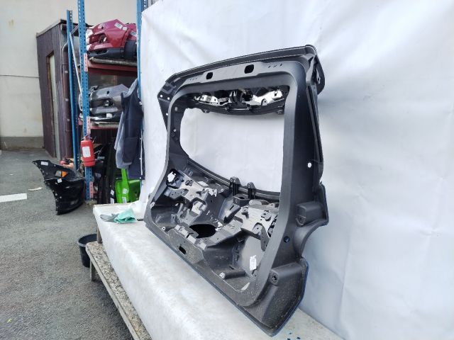 bontott OPEL GRANDLAND X Csomagtérajtó (Üres lemez)