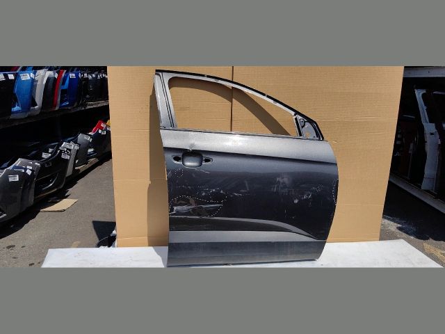 bontott OPEL GRANDLAND X Jobb első Ajtó (Üres lemez)