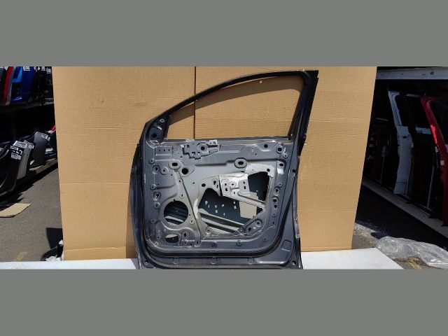 bontott OPEL GRANDLAND X Jobb első Ajtó (Üres lemez)