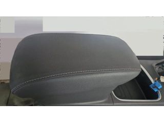 bontott OPEL GRANDLAND X Könyöklő