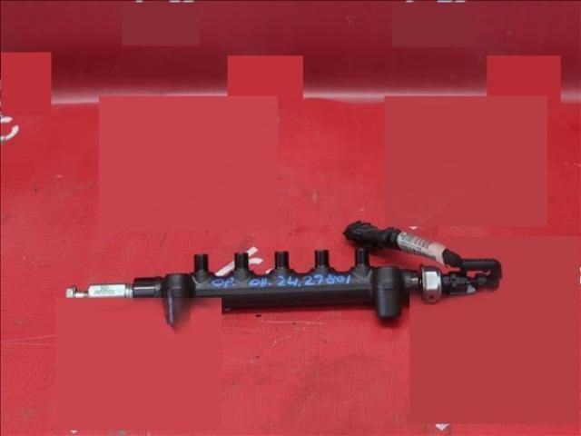 bontott OPEL INSIGNIA Porlasztó Sor / Híd