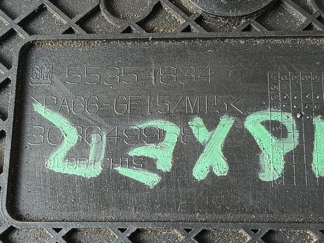 bontott OPEL INSIGNIA Külső Alsó Vezérlés Burkolat