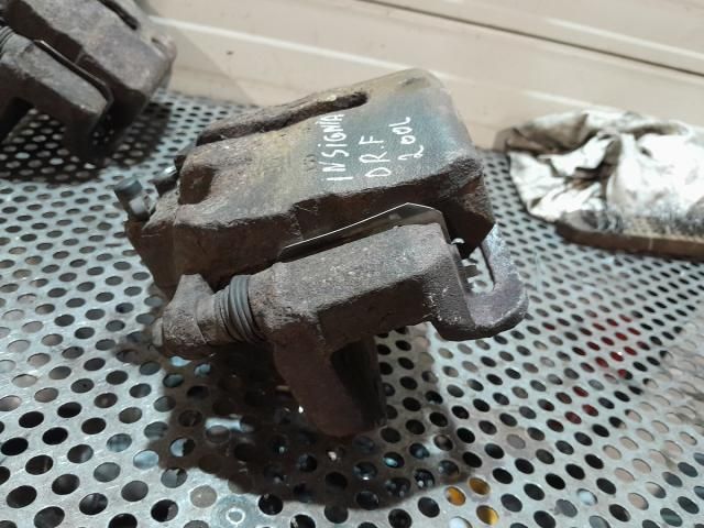 bontott OPEL INSIGNIA Jobb első Féknyereg Munkahengerrel