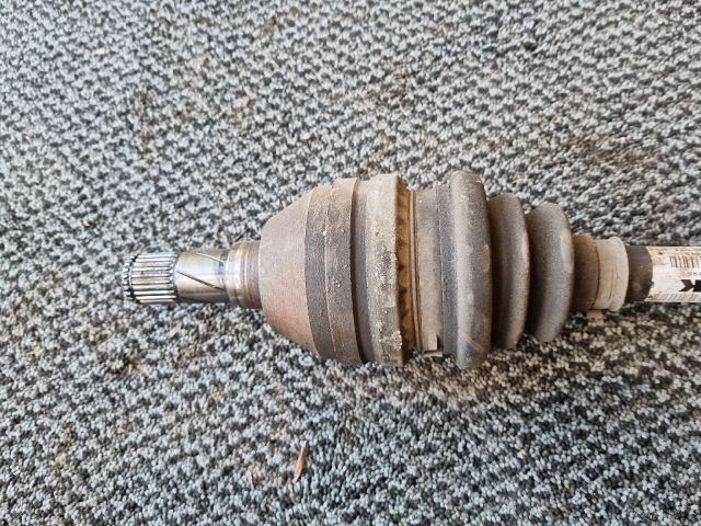 bontott OPEL INSIGNIA Bal Féltengely