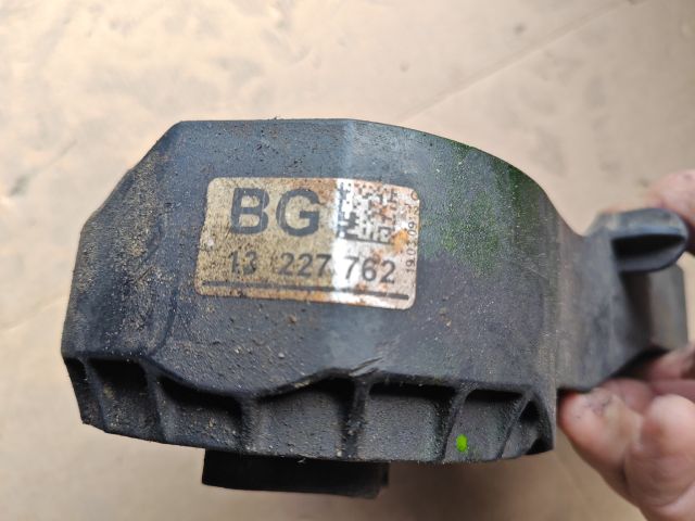 bontott OPEL INSIGNIA Billenésgátló Bak