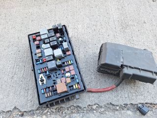 bontott OPEL INSIGNIA Biztosítéktábla Motortér