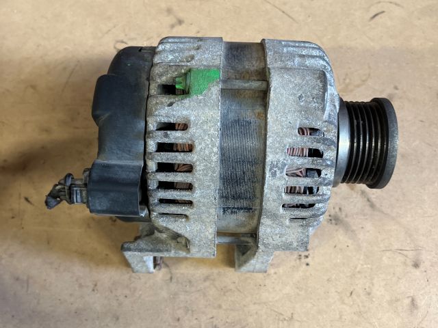 bontott OPEL INSIGNIA Generátor